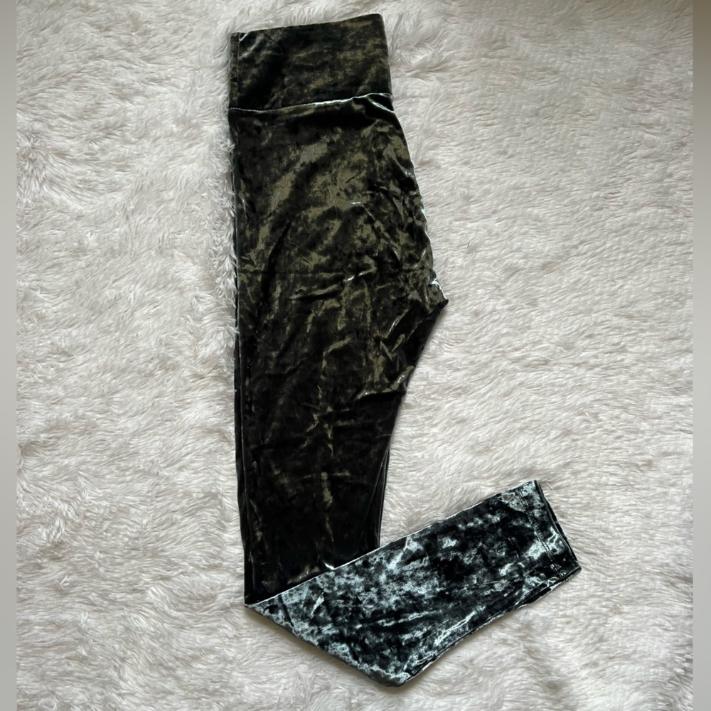 NWOT High Waisted Crushed Velvet Leggings - Loft